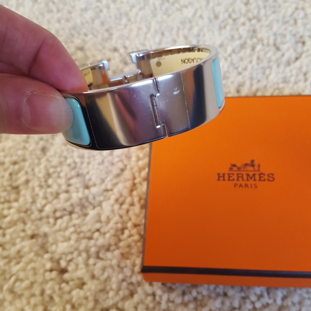 ***SOLD*** NWT Auth HERMES Lagon Clic Clac, sz PM - Picture 6 of 8